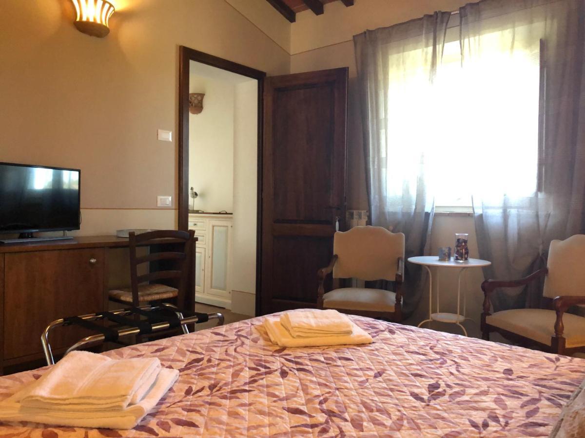 La Rugantina Hotell Cortona Exteriör bild