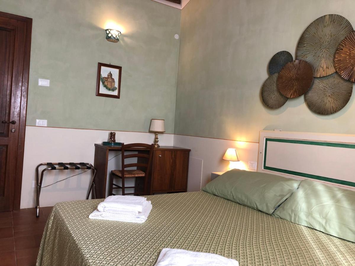 La Rugantina Hotell Cortona Exteriör bild