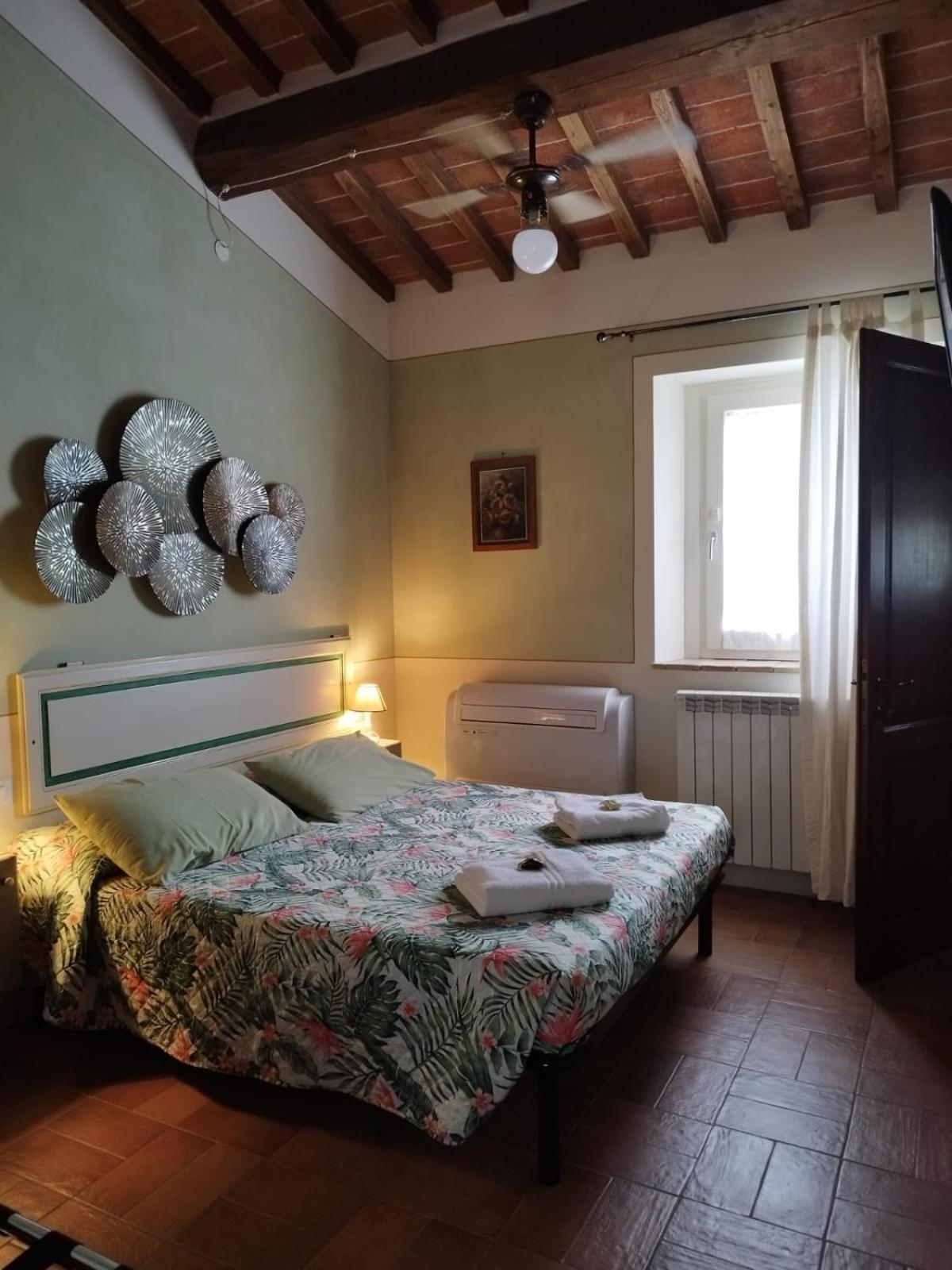 La Rugantina Hotell Cortona Exteriör bild