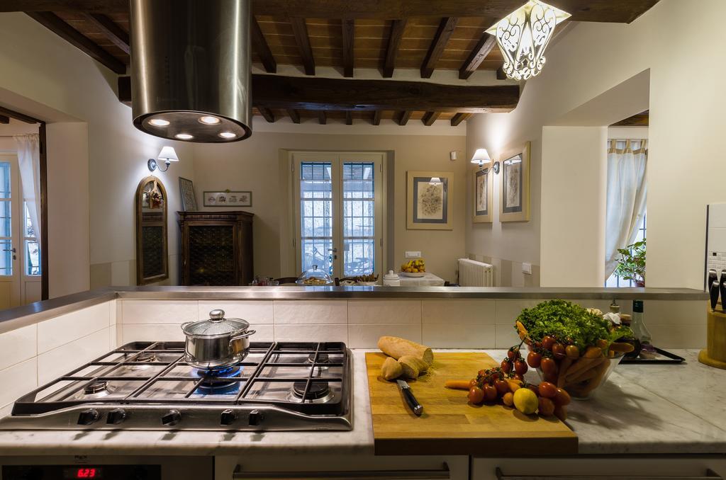 La Rugantina Hotell Cortona Exteriör bild