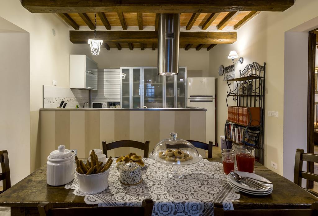 La Rugantina Hotell Cortona Exteriör bild